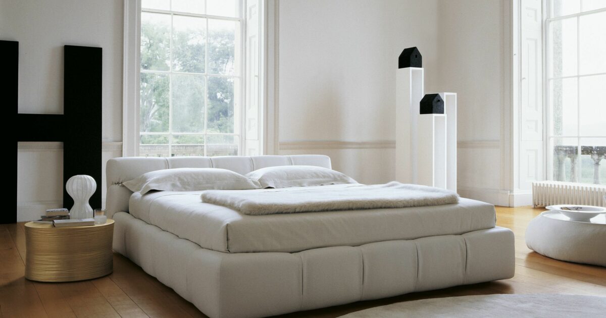 B&B Italia Tufty-Bed | Context Gallery